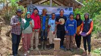Tim PKM Adakan Pelatihan Meliponikultur di Desa Kompang Sinjai Tengah